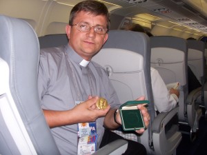 w papieskim samolocie , wrzesień 2005JPG