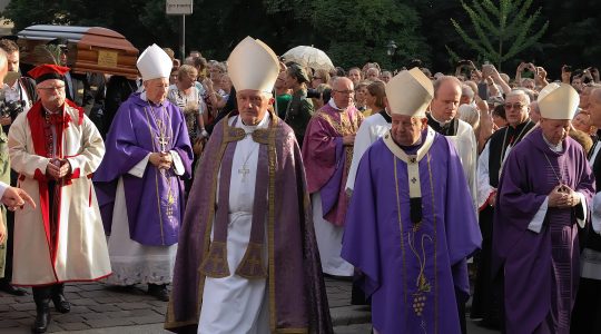 Kraków i Polska żegna księdza kardynała Franciszka Macharskiego