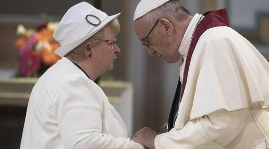 Papież ogłasza nową drogę do świętości (Vatican Service News - 11.07.2017)