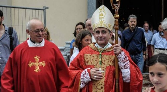 Arcybiskup o księżach: czasem fałszywa pokora, czasem dążenie do kariery  (5.10.2017 Vatican Service News)