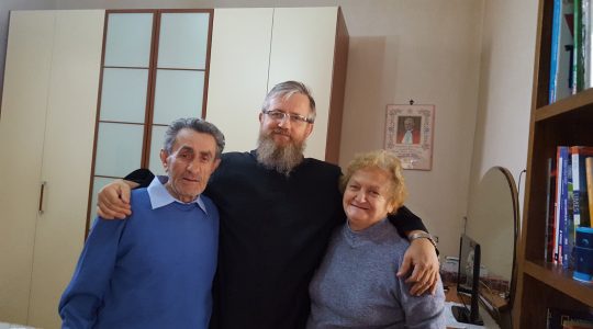 Neapolitańscy rodzice, biała stuła, procesja na klęczkach...(25.11.2017)