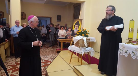 Abp Wacław Depo pobłogosławił uczestników rekolekcji Domów Modlitwy św. Charbela (02.12.2017)