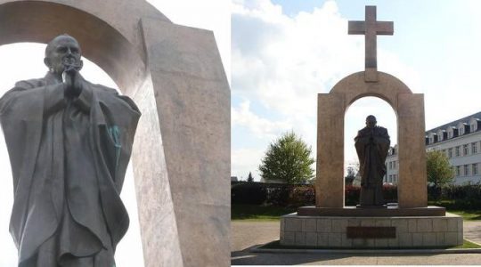 Pomnik Jana Pawła II w Ploërmel we Francji zostanie sprzedany Kościołowi(Vatican Service News - 05.12.2017)