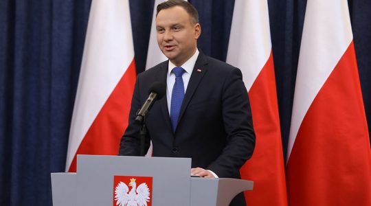 Prezydent Polski zadeklarował podpisanie nowelizację ustawy o IPN ( Vatican Service News - 06.02.2018)