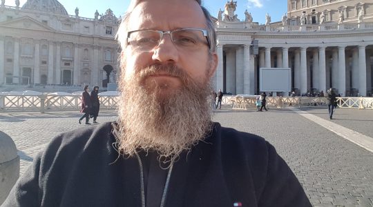 Stasera Padre Jarek in diretta da piazza San Pietro   alle ore 20  (23.04.2018)