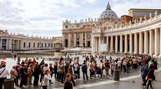 Zaostrzono ochronę Watykanu w związku z zagrożeniami terrorystycznymi(Vatican Service News - 18.04.2018)