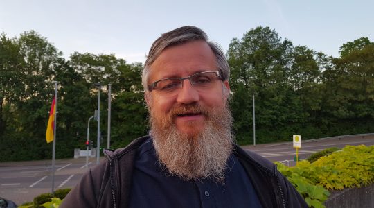 Ksiądz Jarek w drodze do Belgii serdecznie pozdrawia i zaprasza (17.05.2018)