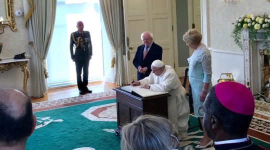 Papież z wizytą u Prezydenta Irlandii (Vatican Service News - 25.08.2018)