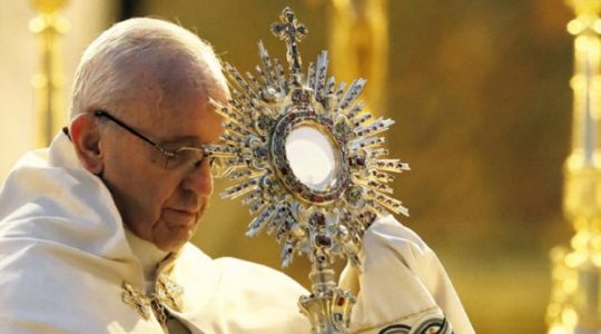 Eucharystia w centrum życia Kościoła (Vatican Service News - 10.11.2018)