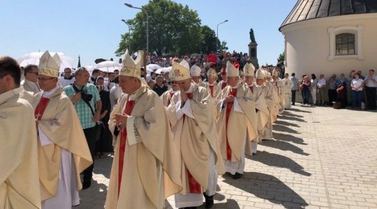 Polski Episkopat na Jasnej Górze (Vatican Service News - 19.11.2018)