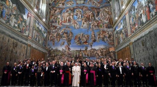 Spotkanie Ojca świętego Franciszka z korpusem dyplomatycznym (Vatican Service News - 07.01.2019)