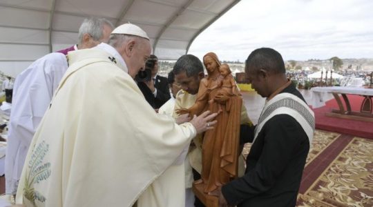 Anioł Pański z papieżem Franciszkiem na ziemi afrykańskiej (Vatican Service News - 08.09.2019)