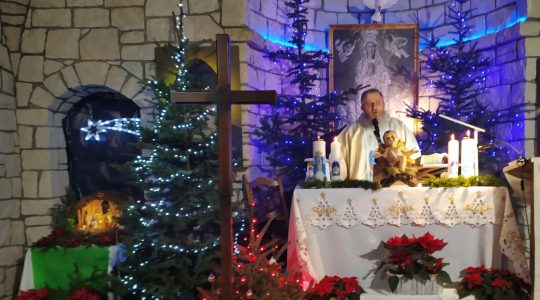 Boże Narodzenie-transmisja Mszy Świętej o godz. 11.00-Sanktuarium Matki Bożej i św. Charbela-KKN Florencja 25.12.2020