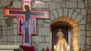 La Santa Messa e rinnovo delle promesse Battesimali, ore 18.00-Sabato Santo,Florencja 16.04.2022